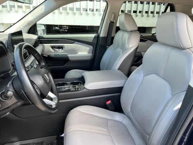 2025 Honda Pilot EX-L - Photo 11