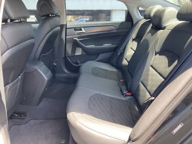 Thumbnail: 2016 Hyundai Sonata - 13