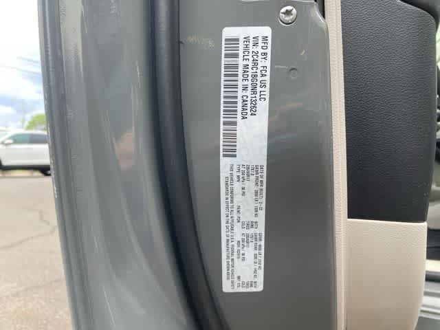 Thumbnail: 2022 Chrysler Pacifica - 21