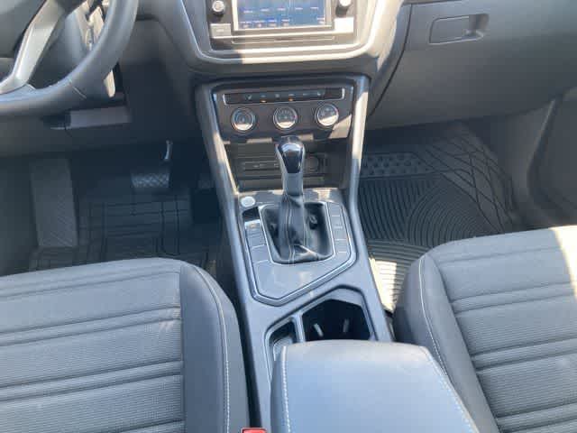 Thumbnail: 2024 Volkswagen Tiguan - 17