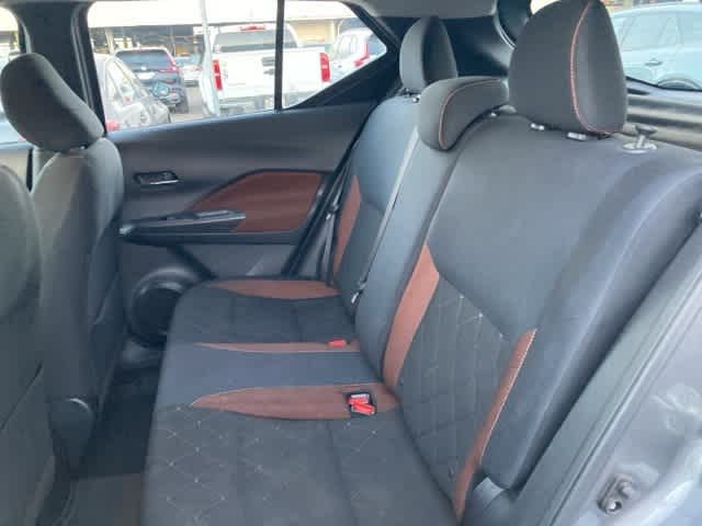 Thumbnail: 2018 Nissan Kicks - 13