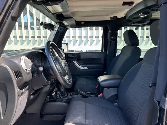 Used 2012 Jeep Wrangler Rubicon with VIN 1C4BJWCG4CL268327 for sale in Kahului, HI