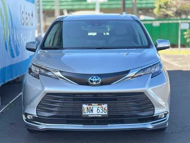 2024 Toyota Sienna XLE 6