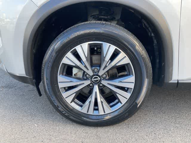 Thumbnail: 2023 Nissan Rogue - 8