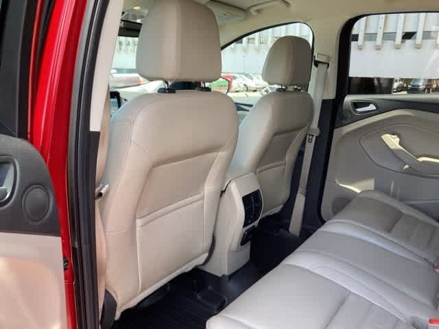 2017 Ford Escape Titanium 12