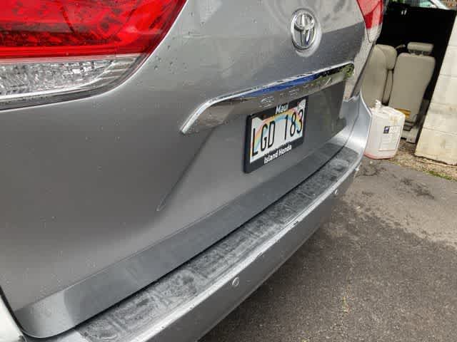 Thumbnail: 2012 Toyota Sienna - 7