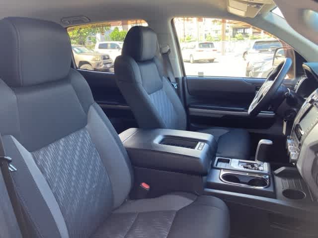 Thumbnail: 2019 Toyota Tundra - 14