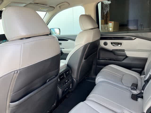 2024 Honda Pilot EX-L - Photo 12