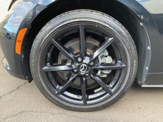 Thumbnail: 2021 Mazda MX-5 Miata - 8