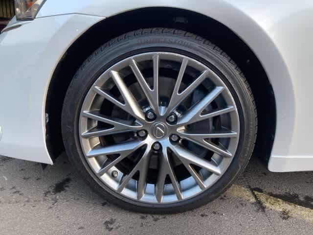 Thumbnail: 2018 Lexus IS - 8