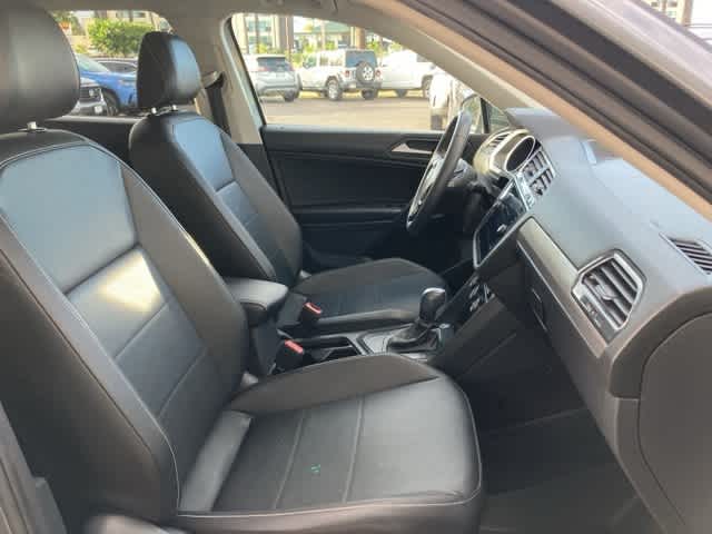 Thumbnail: 2021 Volkswagen Tiguan - 14