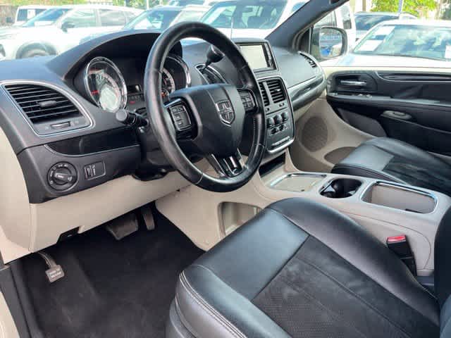 Used 2017 Dodge Grand Caravan SXT with VIN 2C4RDGCG6HR867434 for sale in Kahului, HI