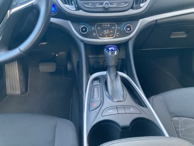 Thumbnail: 2017 Chevrolet Volt - 17