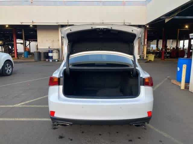 Thumbnail: 2018 Lexus IS - 19