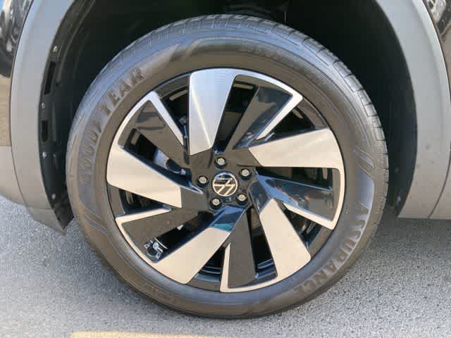 Thumbnail: 2024 Volkswagen Atlas - 8