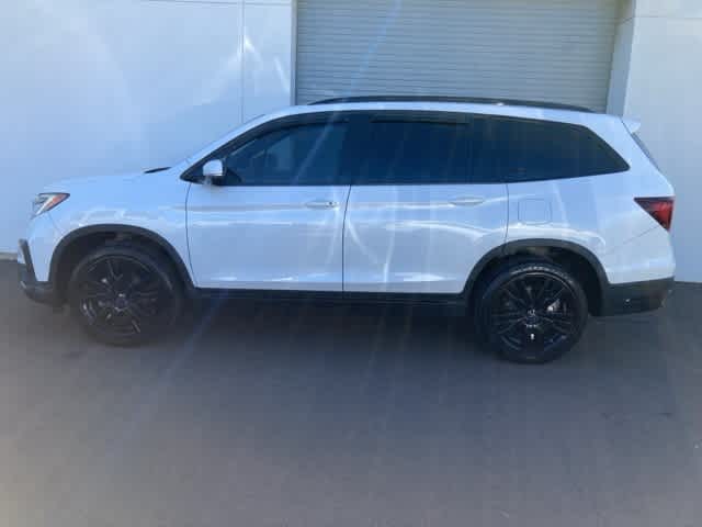 2022 Honda Pilot Black Edition photo 3