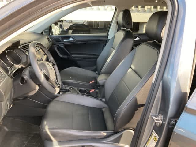 Thumbnail: 2021 Volkswagen Tiguan - 11