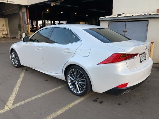 Thumbnail: 2018 Lexus IS - 4