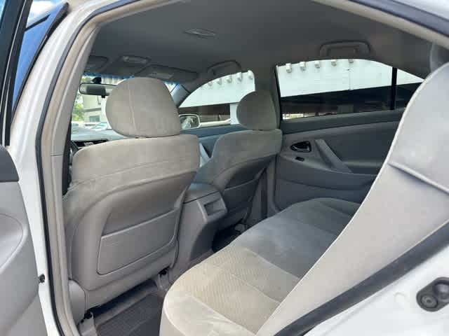 2007 Toyota Camry  17