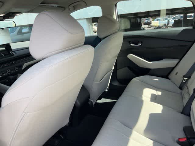 2024 Honda Accord LX - Photo 12