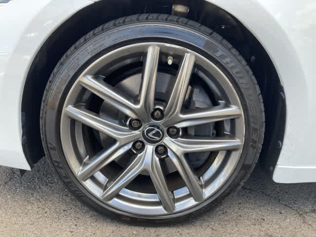 Thumbnail: 2020 Lexus IS - 8