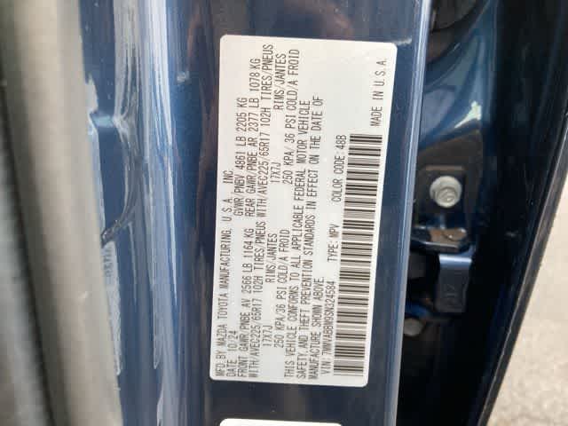 Thumbnail: 2025 Mazda CX-50 - 21