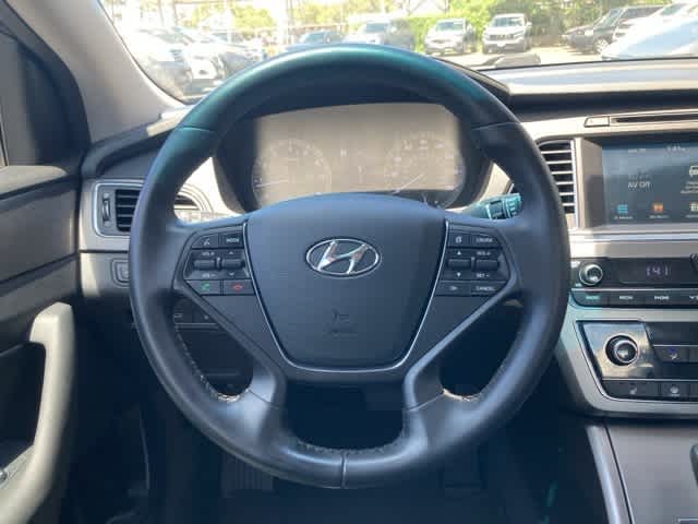 Thumbnail: 2016 Hyundai Sonata - 15