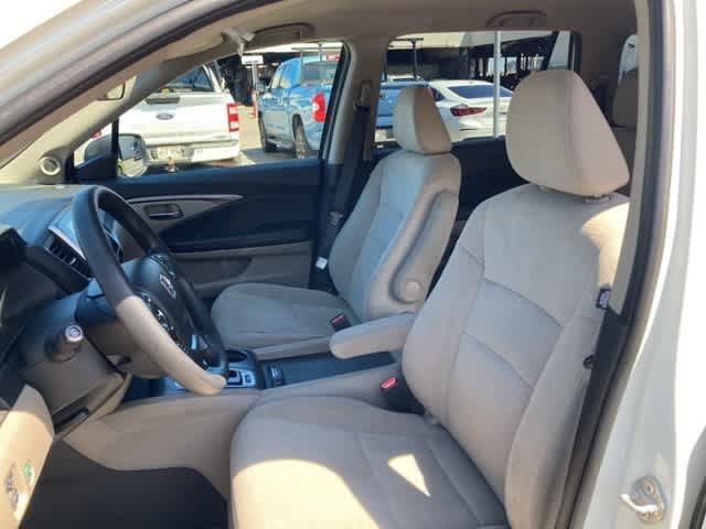 Thumbnail: 2016 Honda Pilot - 11