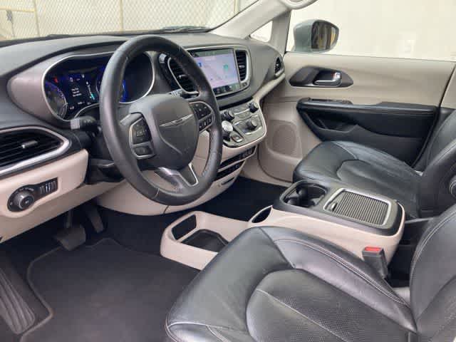 Thumbnail: 2022 Chrysler Pacifica - 2