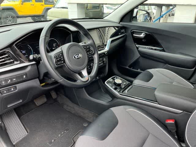 Used 2020 Kia Niro EX with VIN KNDCC3LG0L5055635 for sale in Kahului, HI