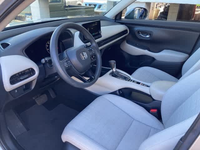 2023 Honda HR-V LX 2WD photo 2