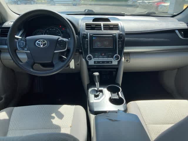 Thumbnail: 2012 Toyota Camry - 10
