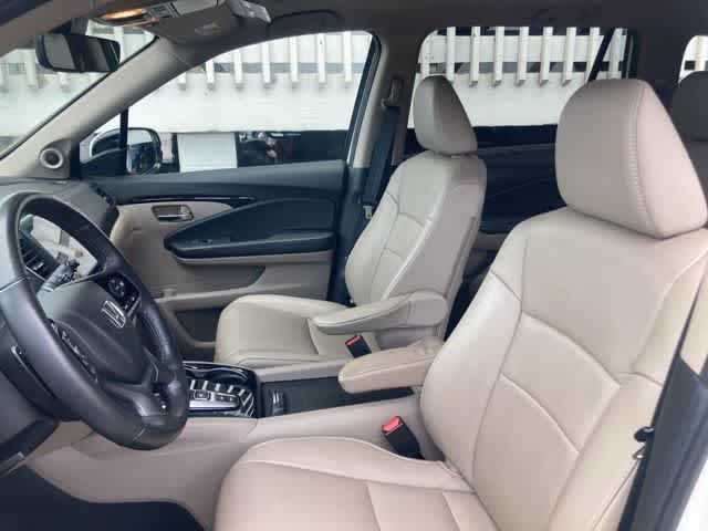 Thumbnail: 2019 Honda Pilot - 11