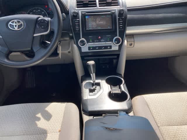 Thumbnail: 2012 Toyota Camry - 17