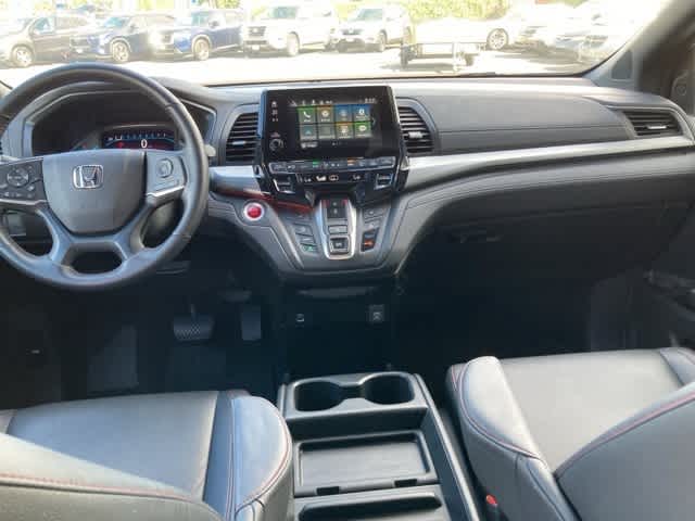 Thumbnail: 2023 Honda Odyssey - 10