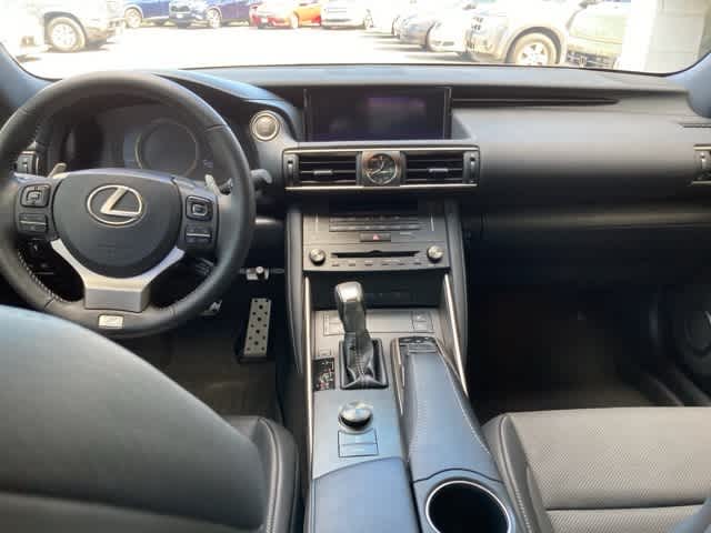 Thumbnail: 2020 Lexus IS - 10