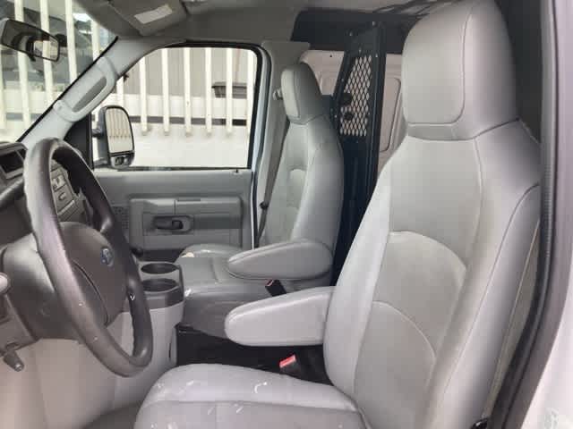 Thumbnail: 2014 Ford Econoline - 11