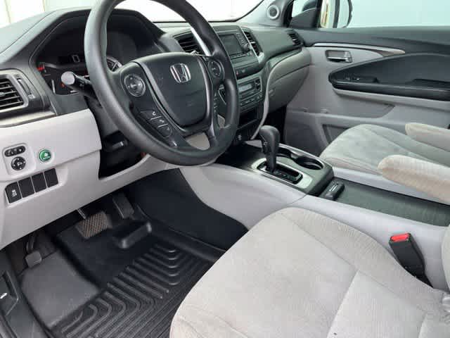 Used 2018 Honda Pilot LX with VIN 5FNYF6H13JB005326 for sale in Kahului, HI