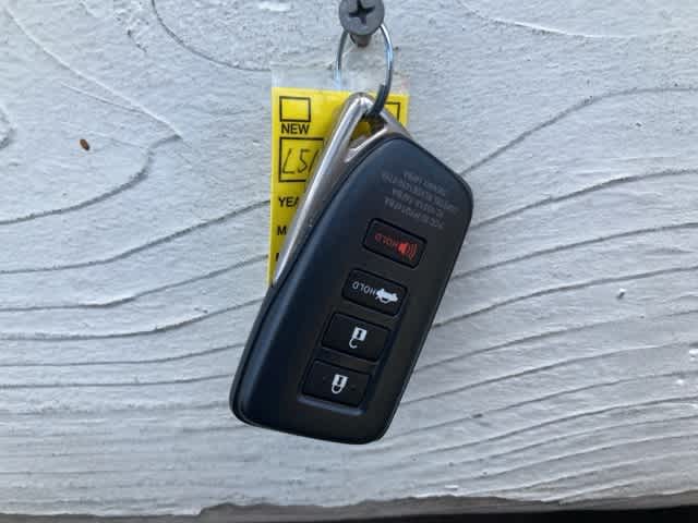 Thumbnail: 2020 Lexus IS - 20