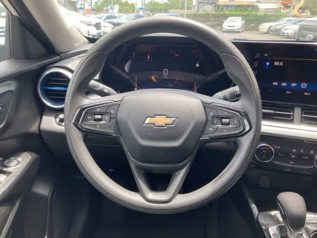 Thumbnail: 2024 Chevrolet Trax - 15