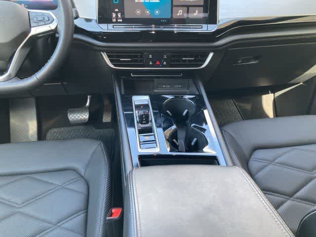 Thumbnail: 2024 Volkswagen Atlas - 17