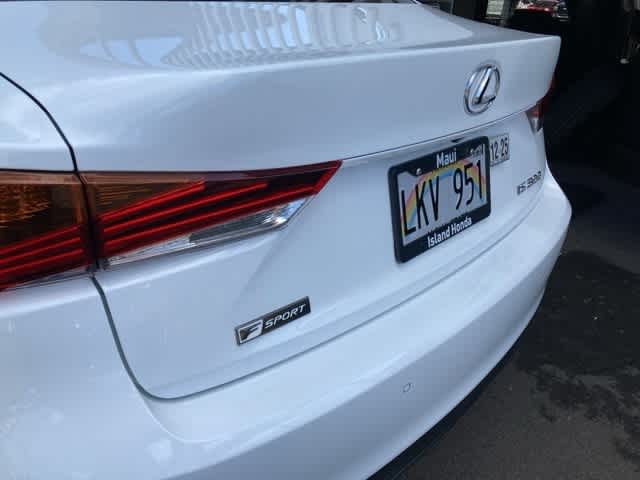 Thumbnail: 2020 Lexus IS - 7
