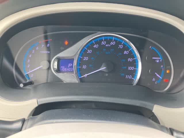 Thumbnail: 2012 Toyota Sienna - 18