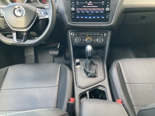 Thumbnail: 2021 Volkswagen Tiguan - 17