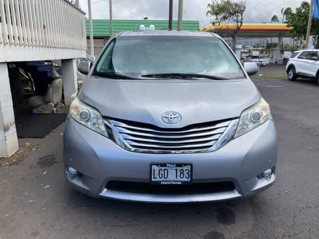 Thumbnail: 2012 Toyota Sienna - 6