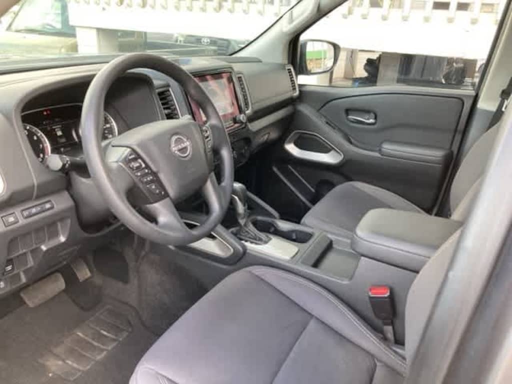 Used 2022 Nissan Frontier SV Truck Crew Cab