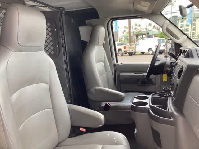 Thumbnail: 2014 Ford Econoline - 14