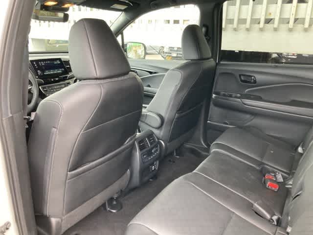 Thumbnail: 2023 Honda Passport - 12