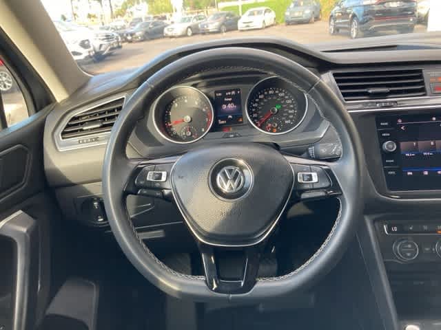 Thumbnail: 2021 Volkswagen Tiguan - 15