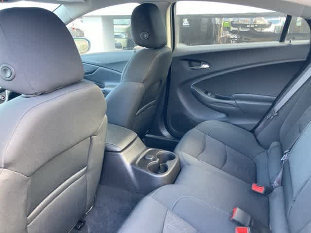 Thumbnail: 2017 Chevrolet Volt - 12